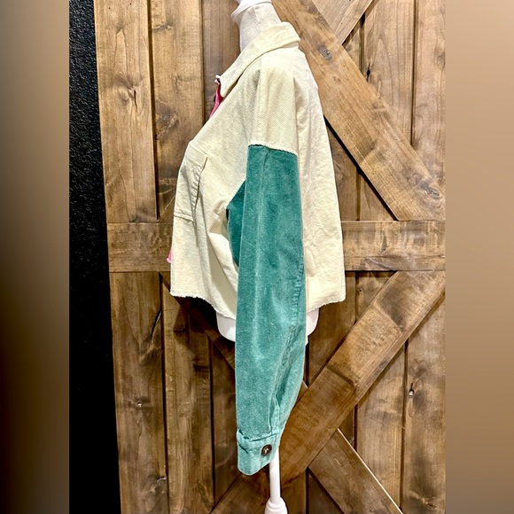 NWT Mainstrip Color Block Corduroy Cropped Shacket - Picture 13 of 15